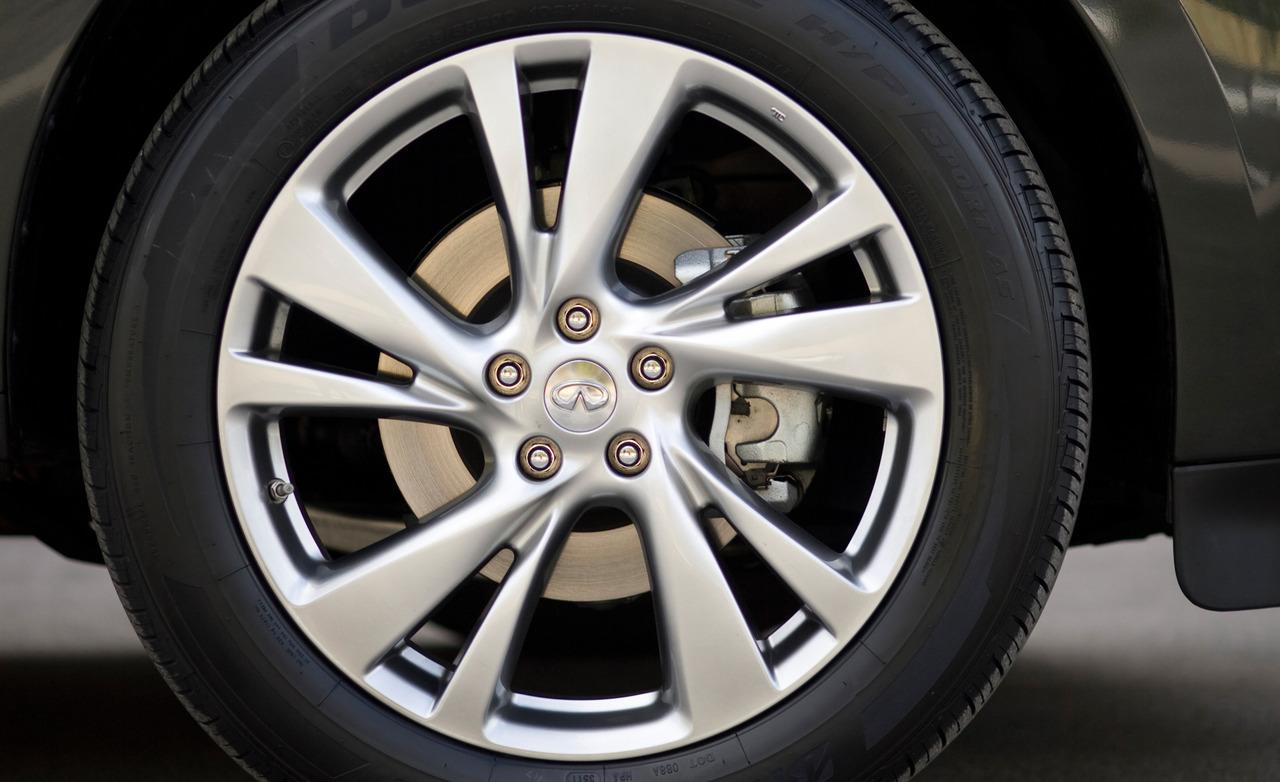 Тест драйв Infiniti JX35 / Infiniti QX60