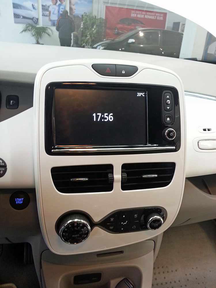 Тест Renault ZOE