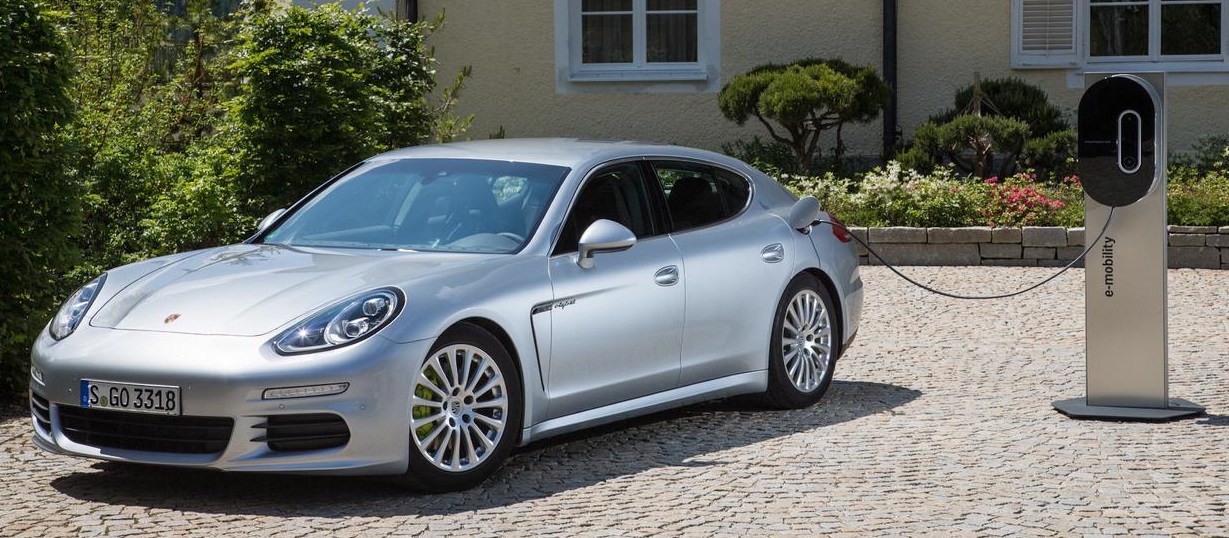 Porsche panamera-s drive-my test 2013