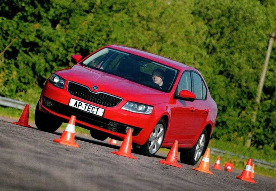Сравнение VW Golf, Skoda Octavia, Ford Focus, Seat Leon, Toyota Auris и Opel Astra