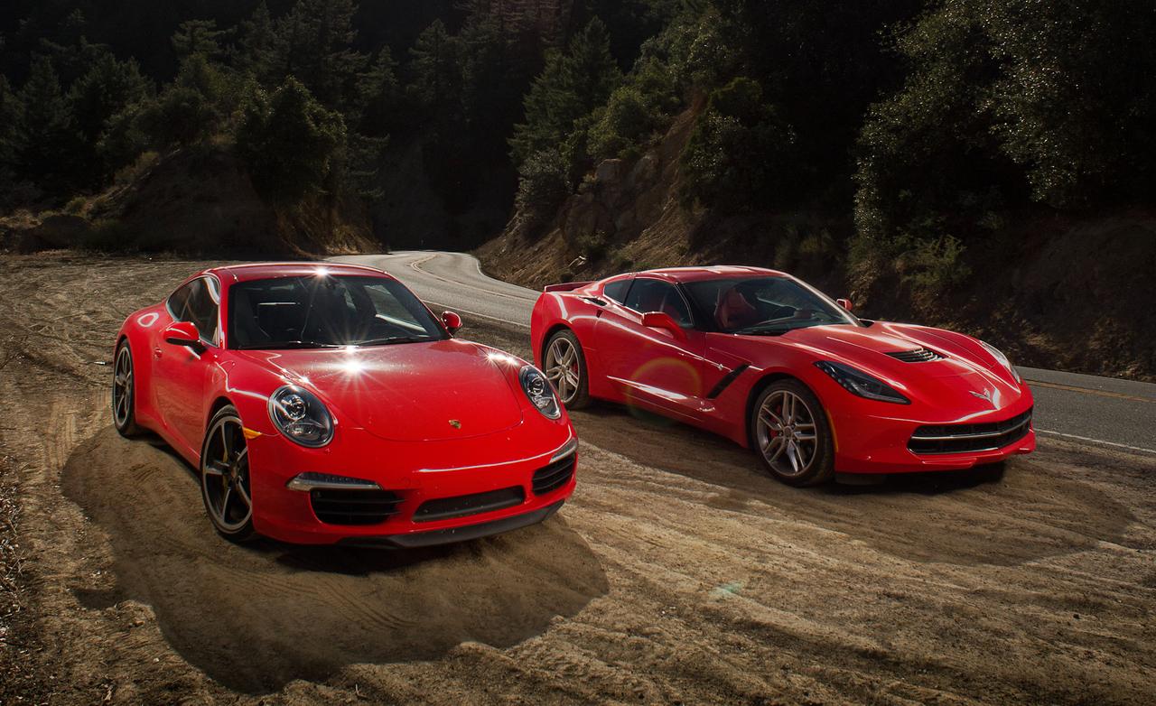 Chevrolet Corvette C7 Stingray Z51 против Porsche 911 Carrera S 991