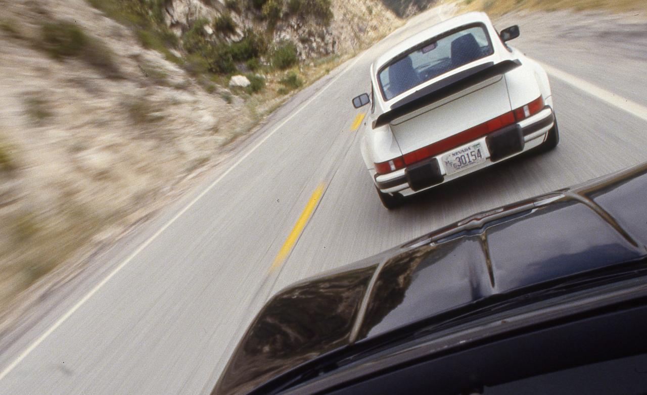 Porsche 911 Club Sport кузов 930 и Chevrolet Corvette Z51 С4