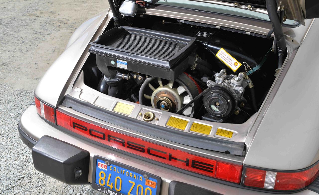 Porsche 911 Turbo 930 1978 - двигатель