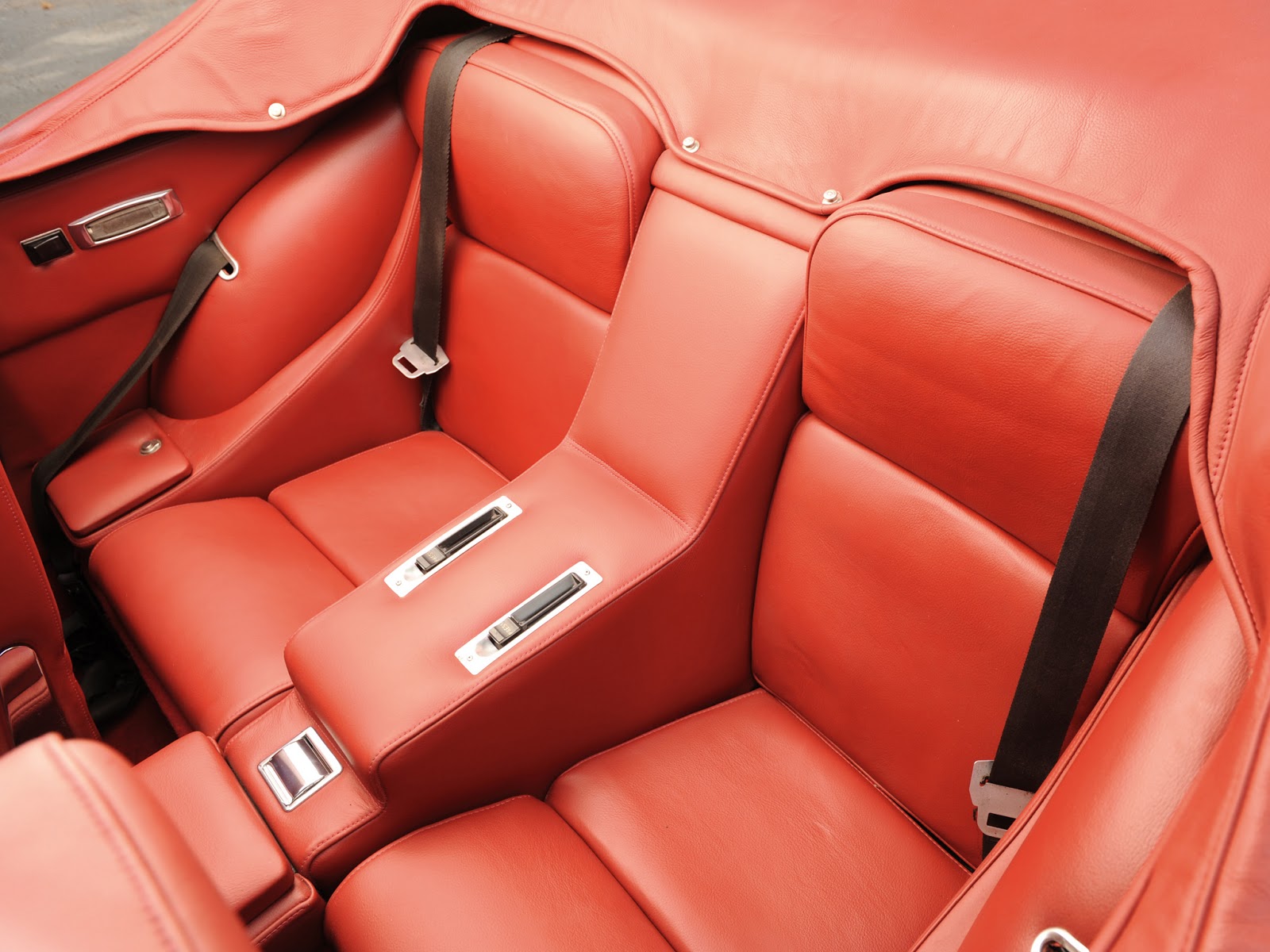 Jensen Interceptor MkIII Convertible 7.2 road test