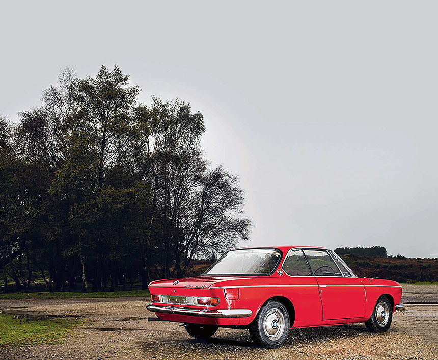 BMW 2000CS - road drive
