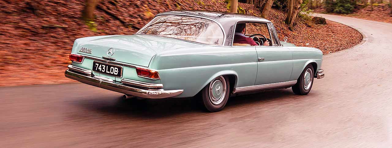 1965 Mercedes-Benz 220 SEb Coupe W111 road test