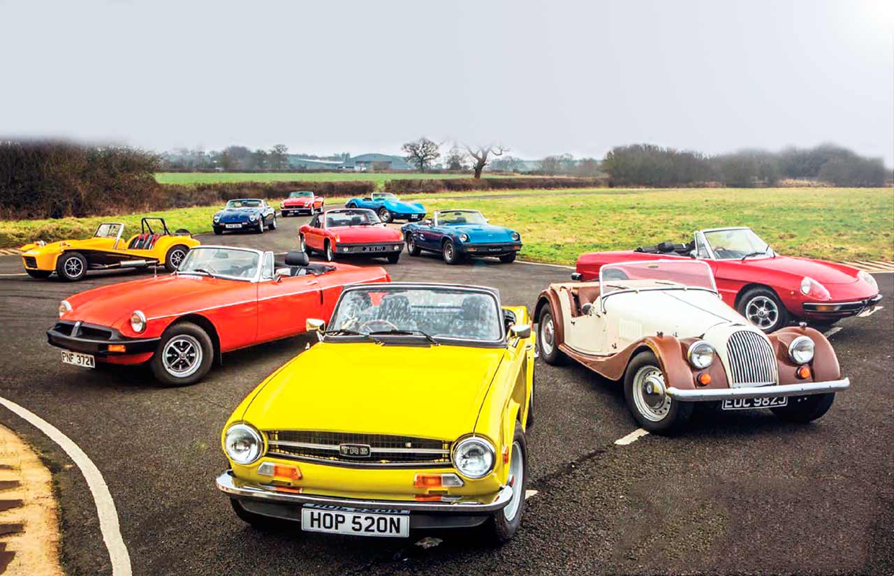 Alfa Romeo Spider vs. Triumph TR6, Chevrolet Corvette C3, Lotus Seven S4, MGB, VW Porsche 914-4, Fiat 124 Spider, Morgan 4/4, TVR 3000S, Jensen-Healey