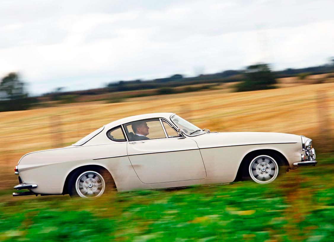 Volvo 1800S road test