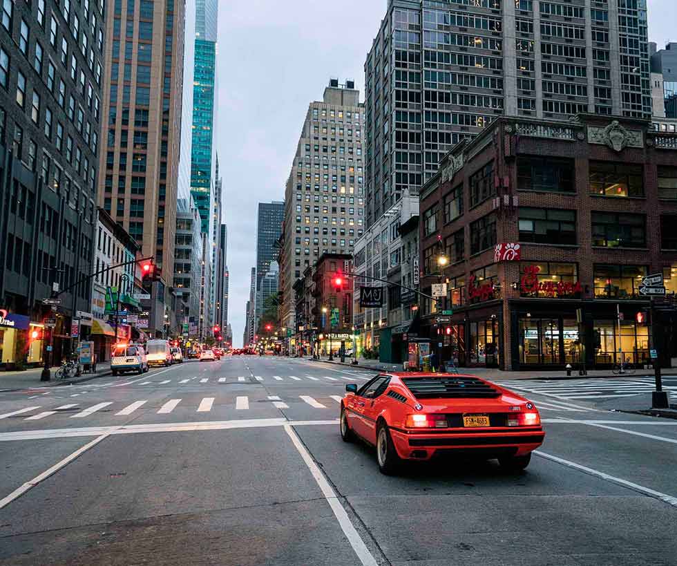 1981 BMW M1 E26 on New York’s streets driven