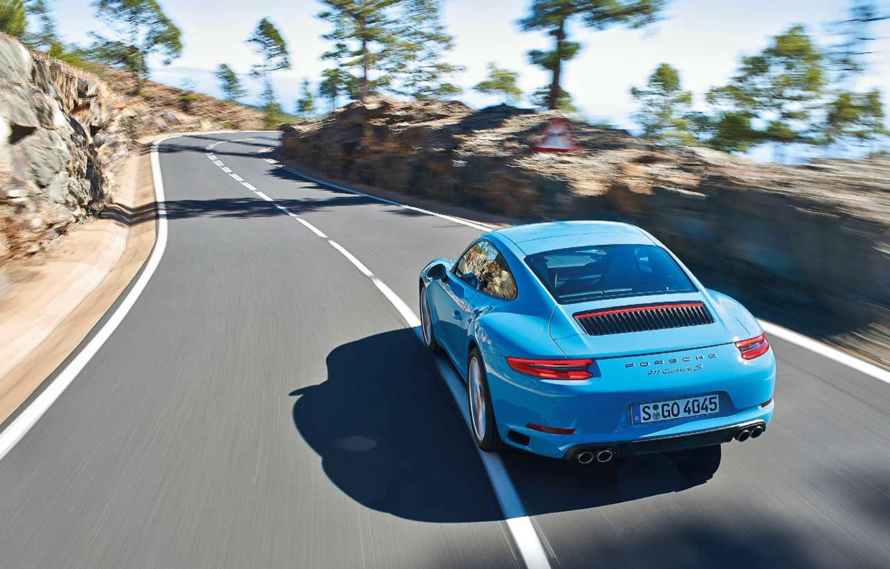 2018 Porsche 911 Carrera S Manual 7-Spd 991.2 road test