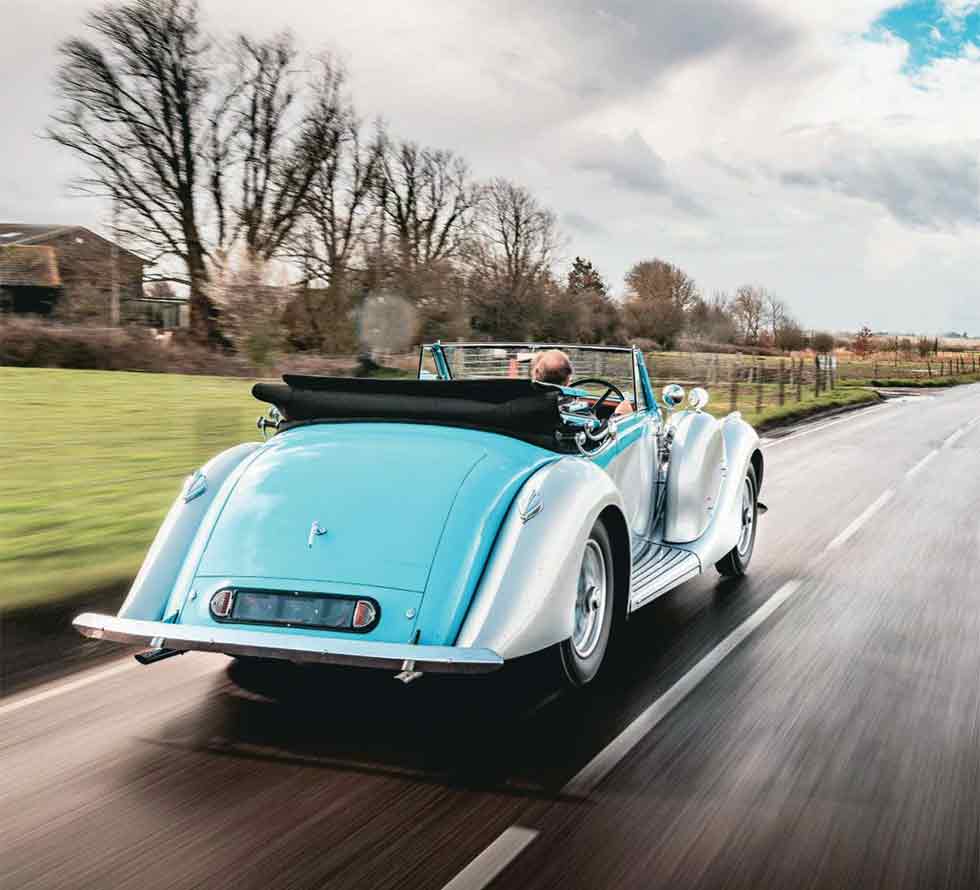 1939 Lagonda V12 Drophead - road test
