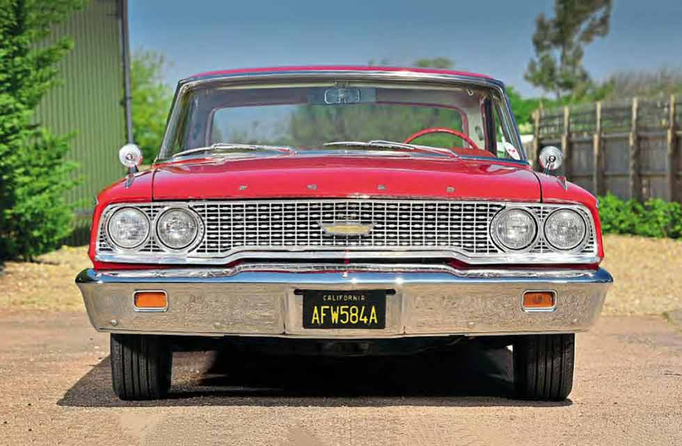 Big block brute 1963 Ford Galaxie 500 XL