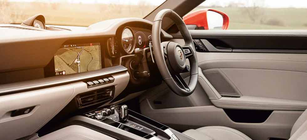 2020 Porsche 911 Carrera S 992