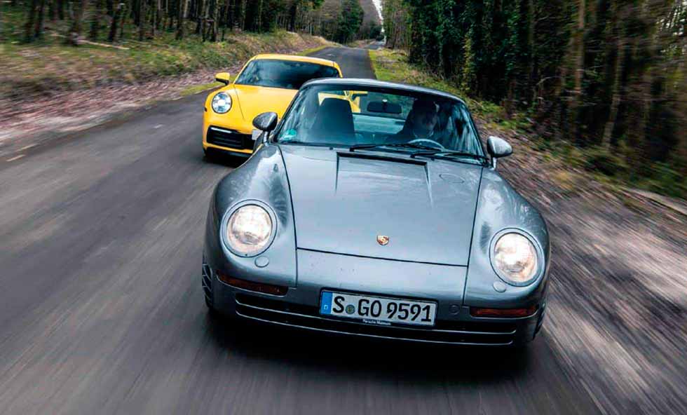 1986 Porsche 959 Sport vs. 2020 Porsche 911 Carrera 4S 992