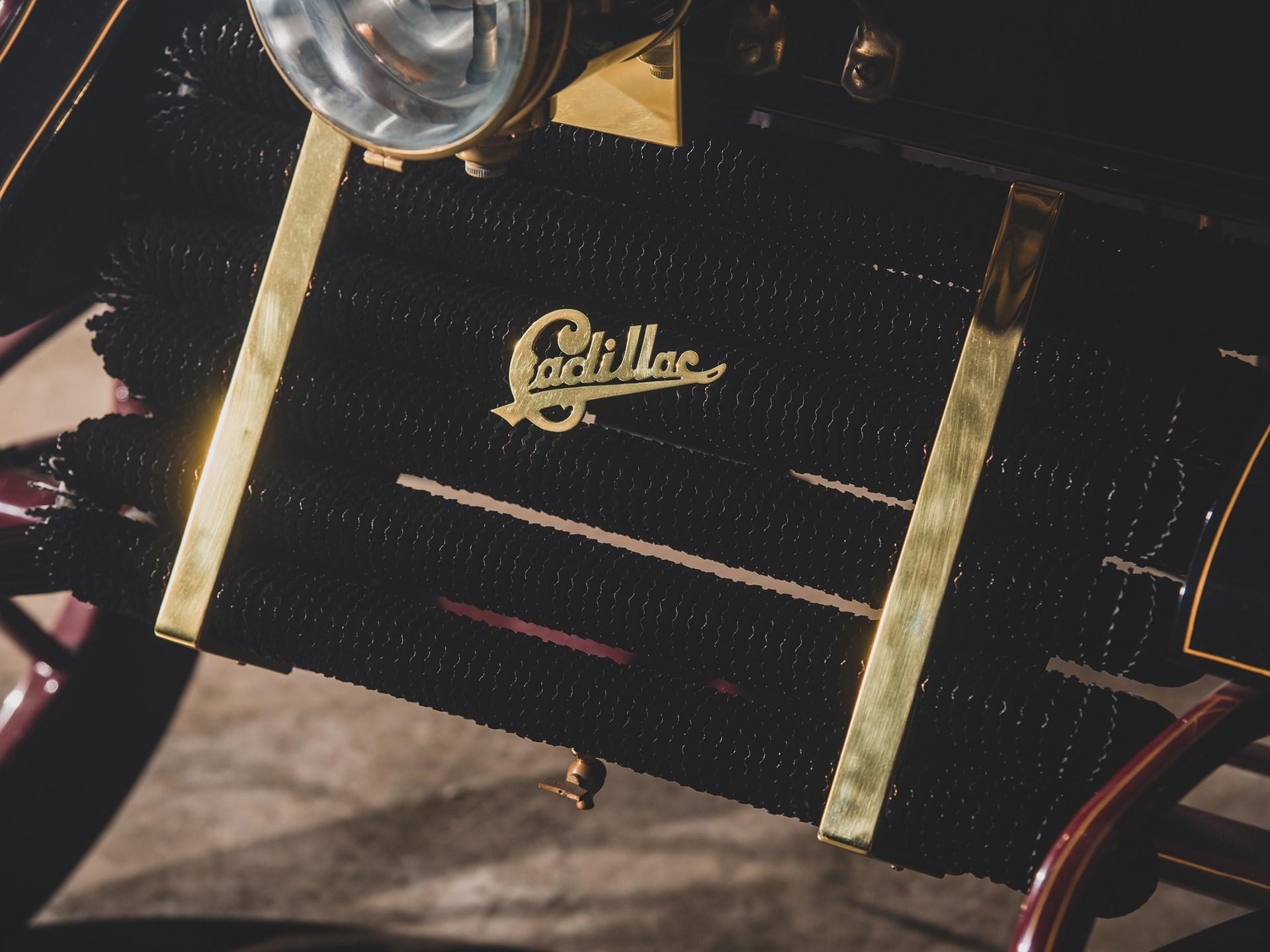 1903 Cadillac Rear-Entrance Tonneau