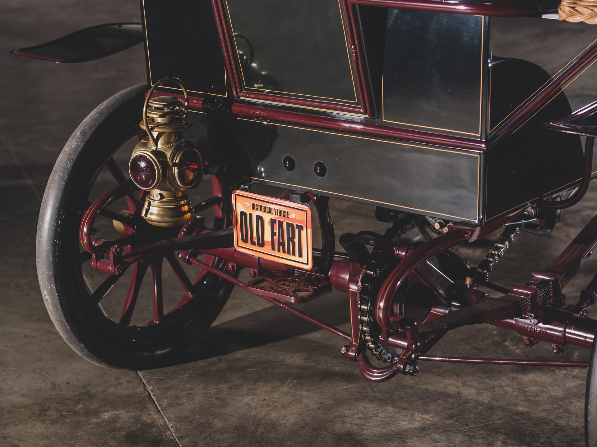 1903 Cadillac Rear-Entrance Tonneau