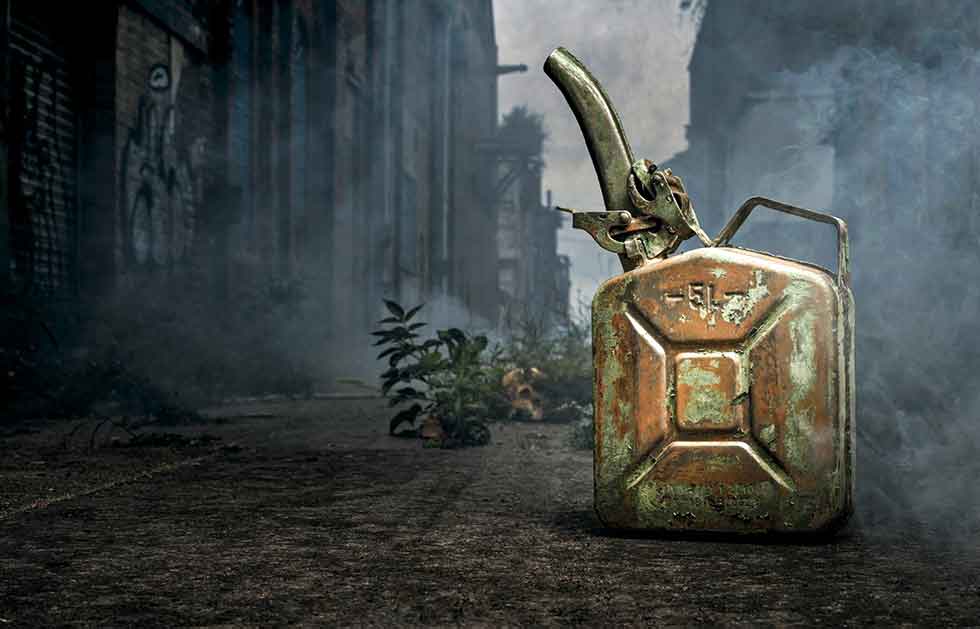 The last gallon 4.546 litres of fuel on the planet