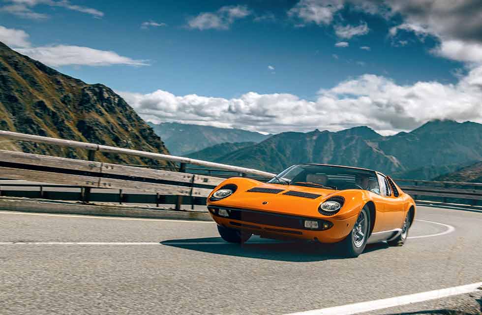 Photography Olgun Kordal / 1969 Miura movie star Lamborghini exclusive Big-screen icon returns to the Alps