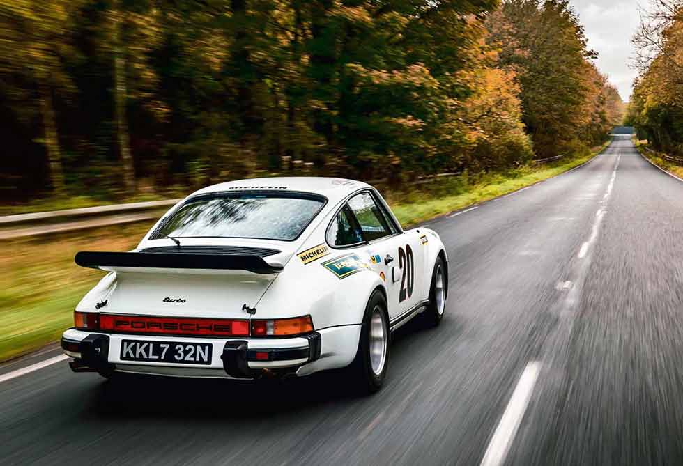 Le Mans GTX-Class 1975 Porsche 911 Turbo 930