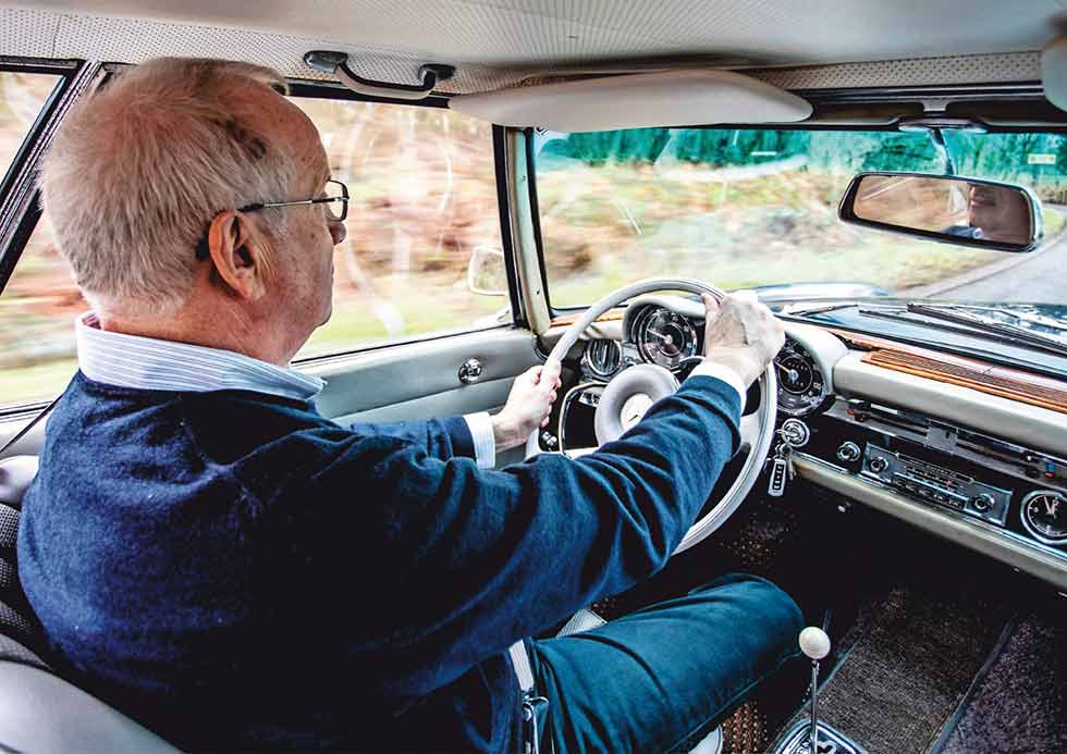 1966 Mercedes-Benz 230SL W113 